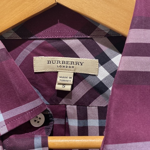 Authentic purple Burberry cotton button up - Picture 2 of 5
